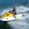 2015-Yamaha-V1-EU-Pure-White-with-Yellow-Metallic-Action-002